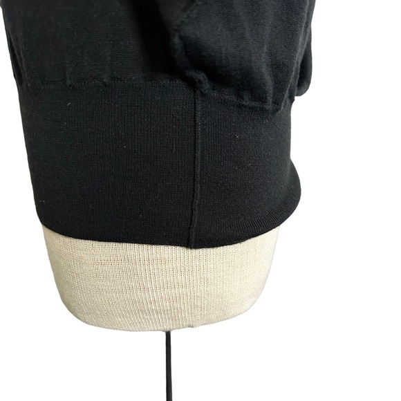 Huang Shu Chi Sweater Top - Open Back - Picture 6 of 14